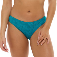 Melanie Bottom - WILD HAVEN - SKYE